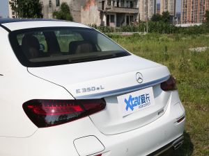 2022Ŀ E 350 e L ʽτI܇ ^