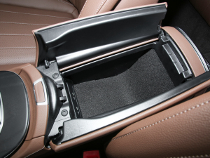 2022Ŀ E 350 e L ʽτI܇ g