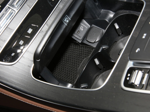 2022Ŀ E 350 e L ʽτI܇ g