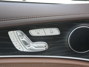 2022Ŀ E 350 e L ʽτI܇ g