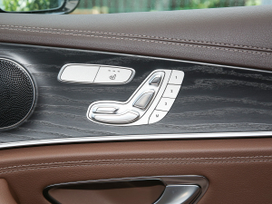 2022Ŀ E 350 e L ʽτI܇ g