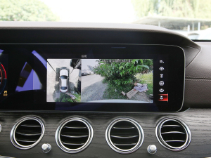 2022Ŀ E 350 e L ʽτI܇ п؅^