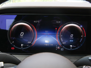 2022Ŀ E 350 e L ʽτI܇ п؅^