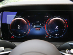 2022Ŀ E 350 e L ʽτI܇ п؅^(q)