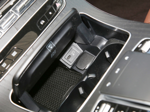 2022Ŀ E 350 e L ʽτI܇ п؅^(q)