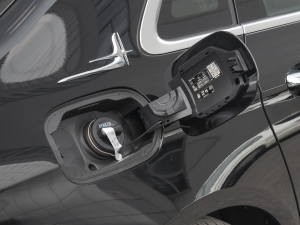 2022Ŀ E 350 e L ʽτ\I܇ w