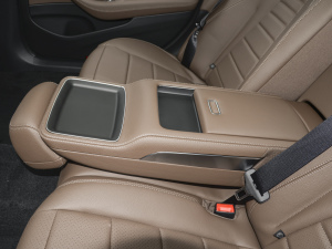 2022Ŀ E 350 e L ʽτ\I܇ 