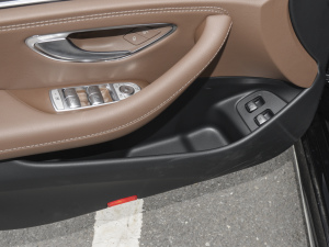 2022Ŀ E 350 e L ʽτ\I܇ ǰTg