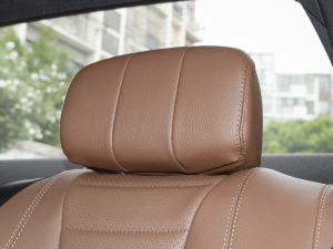 2022Ŀ E 350 e L ʽτ\I܇ g