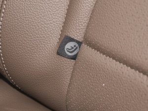 2022Ŀ E 350 e L ʽτ\I܇ g