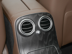 2022Ŀ E 350 e L ʽτ\I܇ п؅^