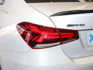 2022款AMG A 35 L 4MATIC 尾灯