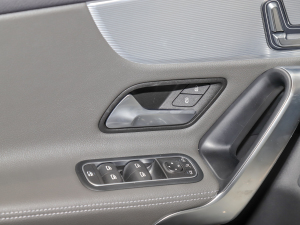 2022AMG A 35 L 4MATIC п؅^