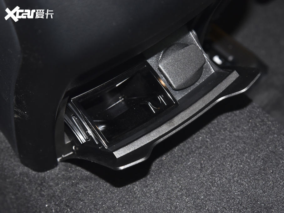 2022YEQC EQC 350 4MATIC