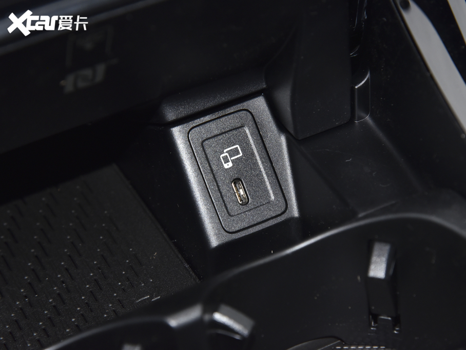 2022YEQC EQC 350 4MATIC