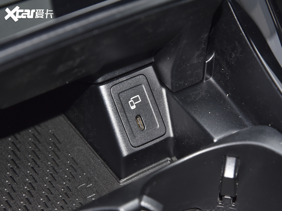 2022YEQC EQC 400 4MATIC