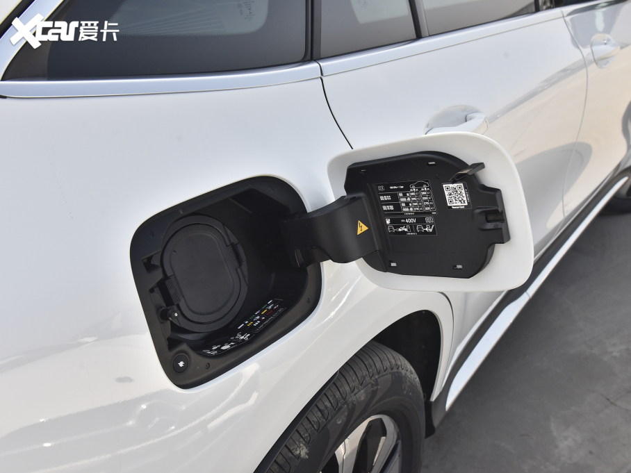 2022YEQC EQC 350 4MATIC ؄e