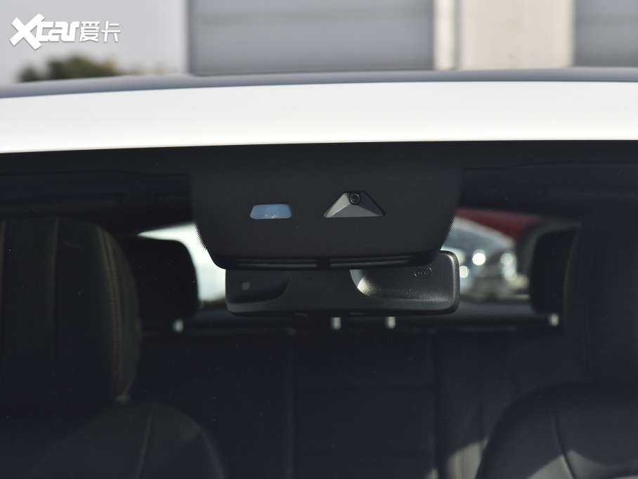 2022YEQC EQC 350 4MATIC ؄e