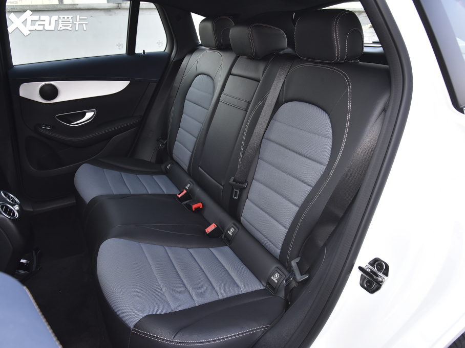 2022YEQC EQC 350 4MATIC ؄e