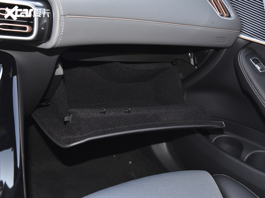 2022YEQC EQC 350 4MATIC ؄e