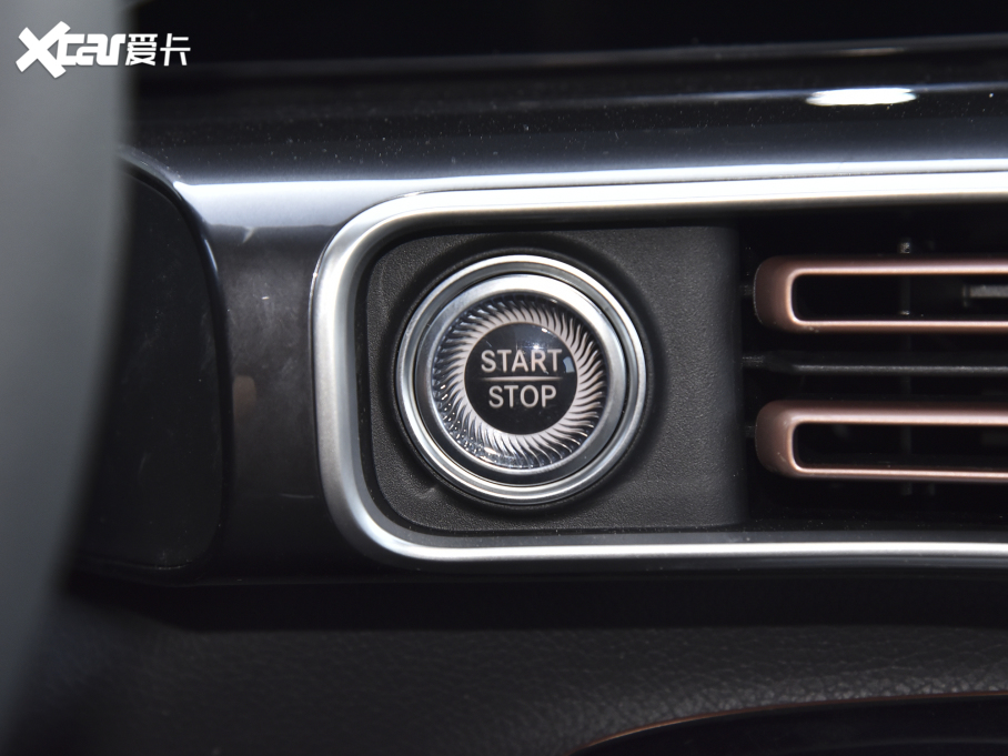 2022YEQC EQC 350 4MATIC ؄e