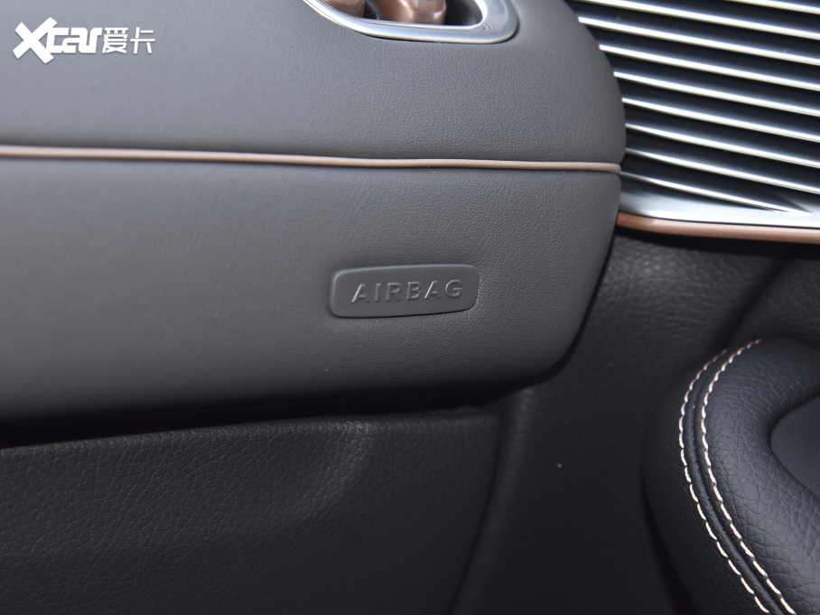 2022YEQC EQC 350 4MATIC ؄e