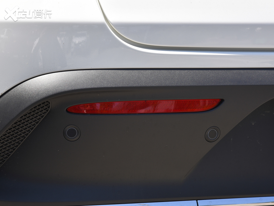 2022YEQC Ŀ EQC 350 4MATIC ؄e