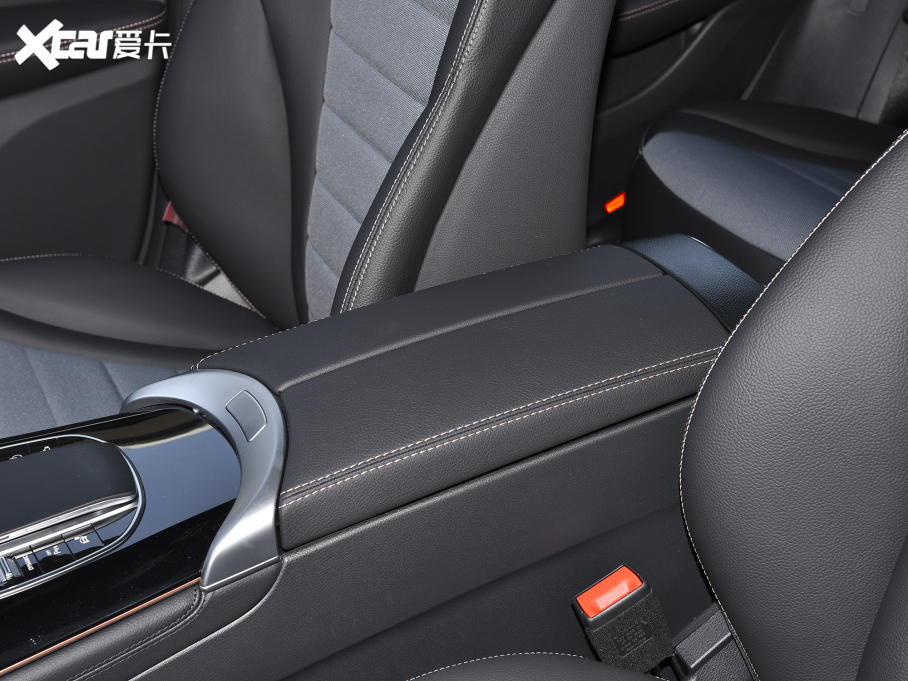 2022YEQC Ŀ EQC 350 4MATIC ؄e