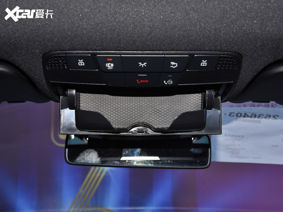 2022YEQC Ŀ EQC 350 4MATIC ؄e