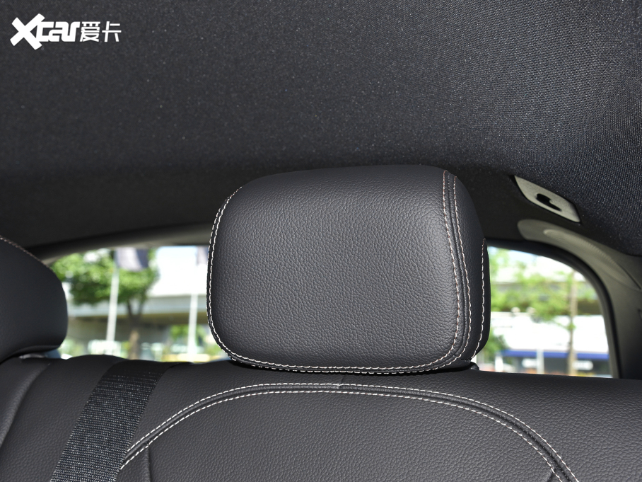 2022YEQC Ŀ EQC 350 4MATIC ؄e