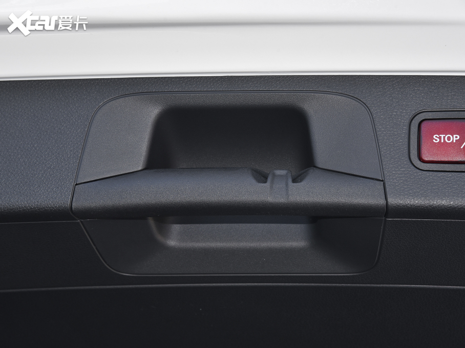 2022YEQC Ŀ EQC 350 4MATIC ؄e