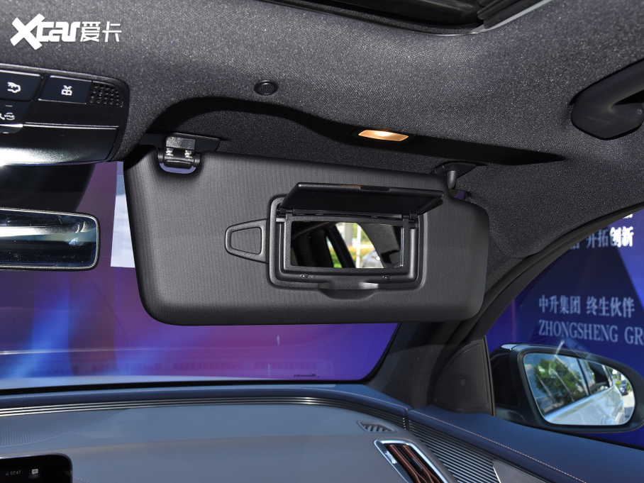 2022YEQC Ŀ EQC 350 4MATIC ؄e