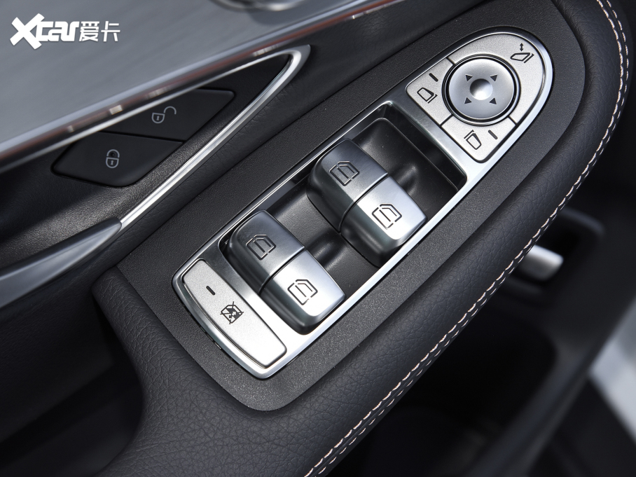 2022YEQC Ŀ EQC 350 4MATIC ؄e