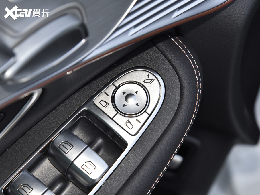 2022YEQC Ŀ EQC 350 4MATIC ؄e