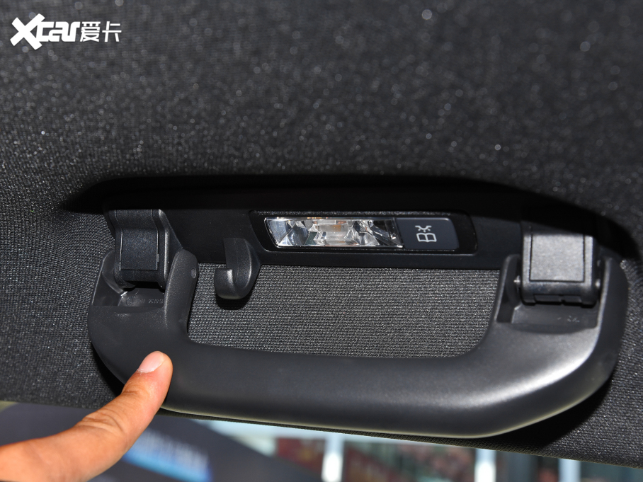 2022YEQC Ŀ EQC 350 4MATIC ؄e