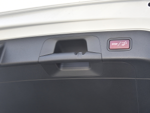 2022EQC 350 4MATIC ؄e g