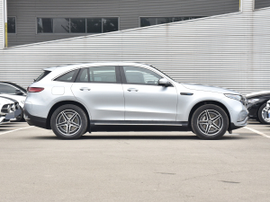 2022Ŀ EQC 400 4MATIC ࣨң