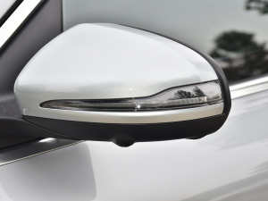 2022Ŀ EQC 400 4MATIC ^