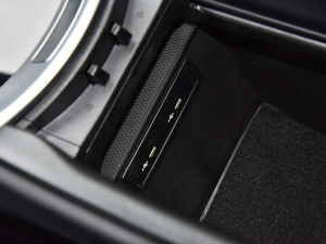 2022Ŀ EQC 400 4MATIC g