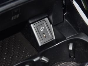 2022Ŀ EQC 400 4MATIC п؅^