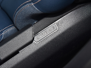 2022Ŀ EQC 400 4MATIC п؅^