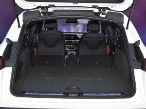 2022Ŀ EQC 350 4MATIC ؄e g