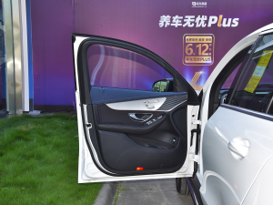 2022Ŀ EQC 350 4MATIC ؄e {λ܇T