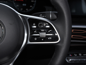 2022Ŀ EQC 350 4MATIC ؄e п؅^