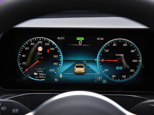 2022Ŀ EQC 350 4MATIC ؄e п؅^