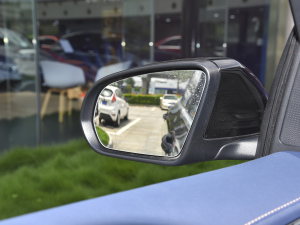 2022Ŀ EQC 350 4MATIC (ji)^