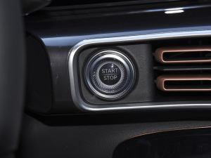 2022Ŀ EQC 350 4MATIC п؅^