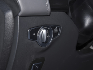 2022Ŀ EQC 350 4MATIC п؅^(q)