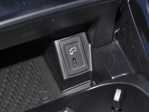 2022Ŀ EQC 350 4MATIC п؅^(q)