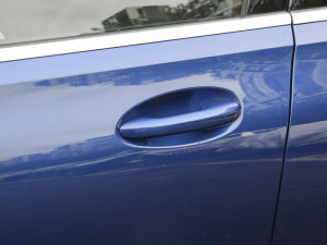 2023��C 350 eL ���{�T����